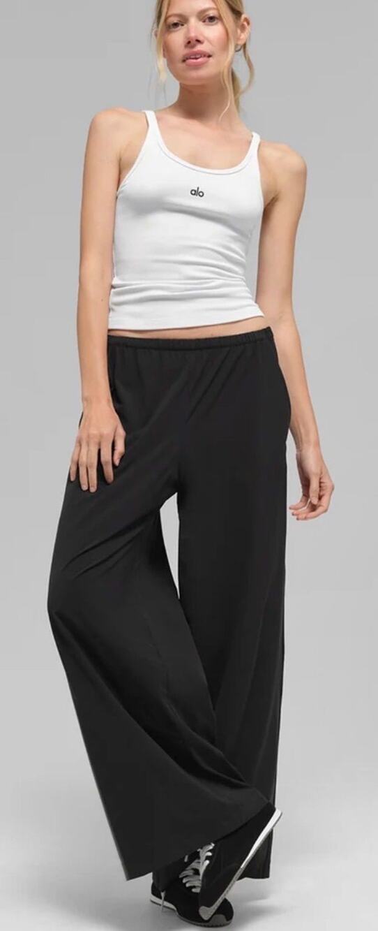 NWT Alo Yoga Breezy Wide Leg Pant